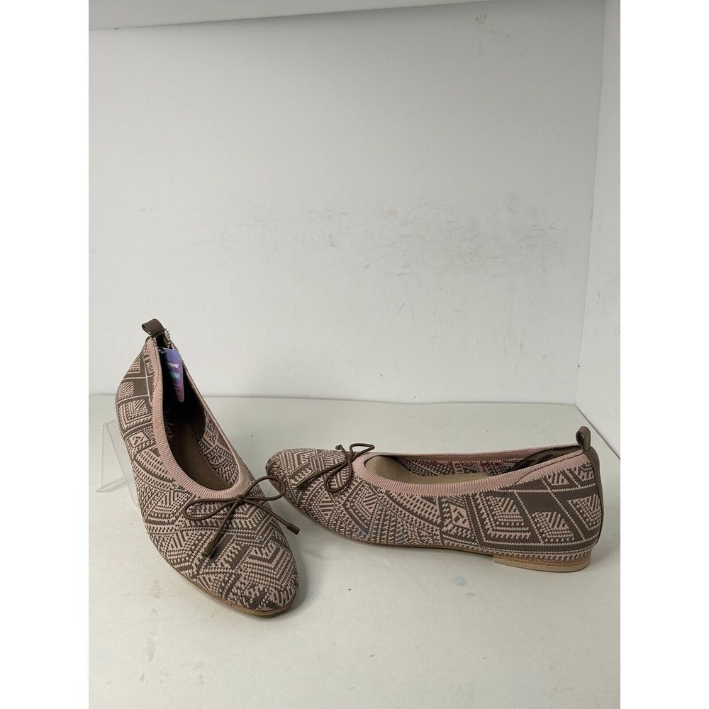 Skechers Cleo Snip Sweet Class Size 11 Women's Slip-On Shoes Mocha